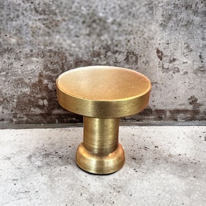 Kitchen cabinet handles. Solid brass. 20 + styles of cabinet pulls, wardrobe & drawer handles, wall hooks.