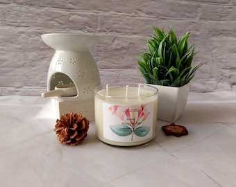 Sweet Honeysuckle Candle • 14oz Soy Wax Woodwick Candle