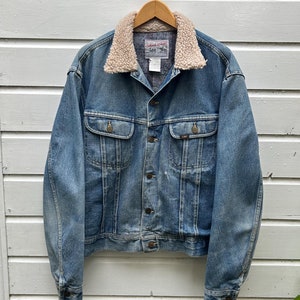 Vintage 70s: Lee Storm Rider Denim Jacket Union Made in USA Vintage 70s: Lee Storm Rider Denim Jacket Union Made in USA