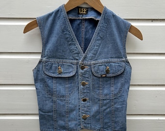 Vintage 70s: Lee Riders denim vest - made in Belgium - buckle back (XS)
