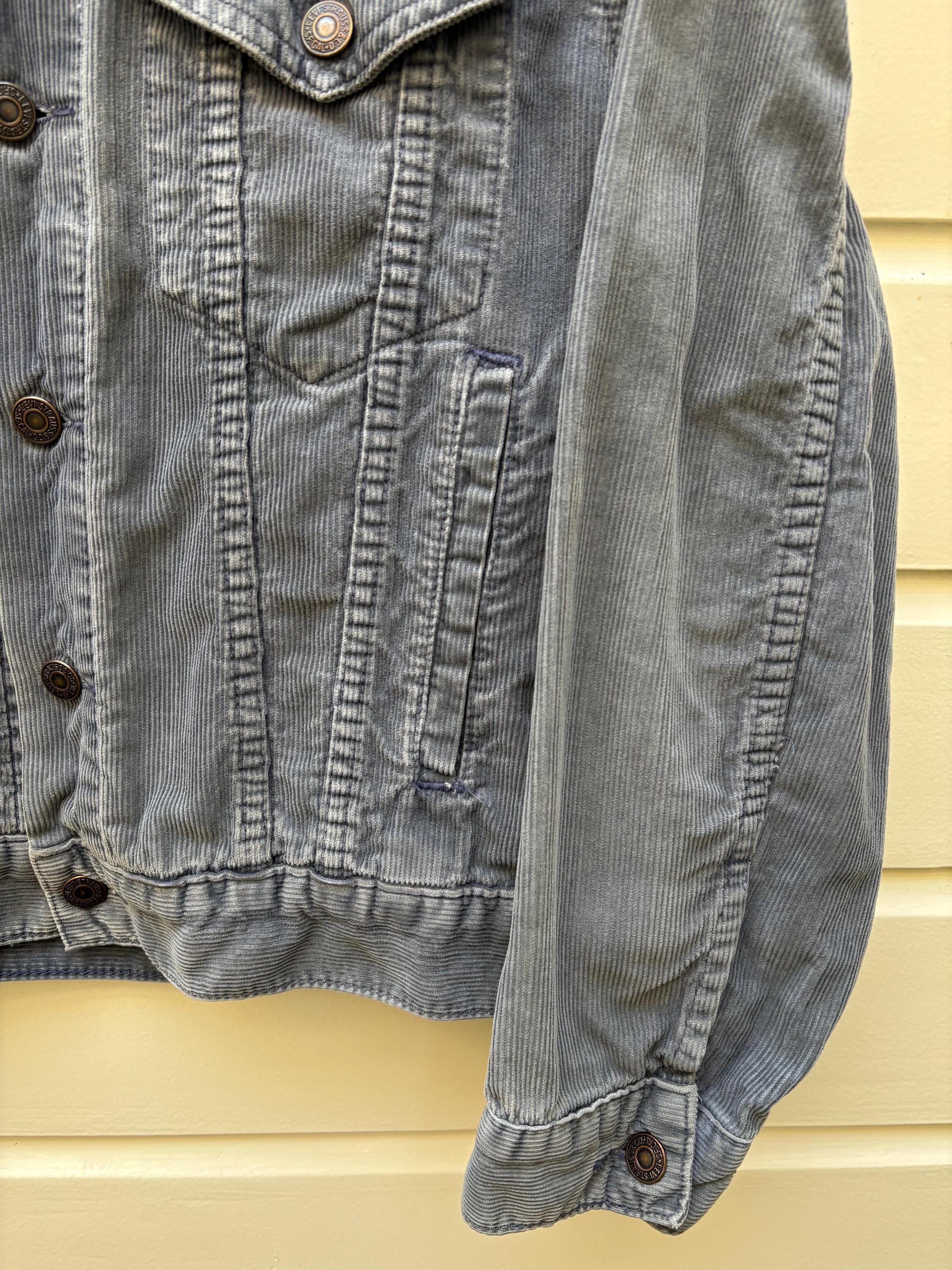 Vintage 90s: Levi's Corduroy Trucker Jacket - 70503 - Blue Grey