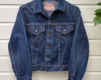 Vintage 90s: Levi's 557 Big E Denim Trucker Jacket - Made in Japan (36 / S)