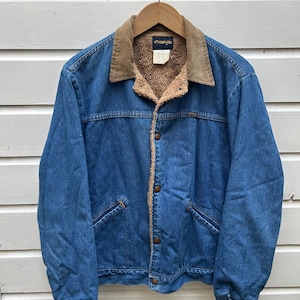 Vintage 70s: Wrangler Sherpa Denim Jacket - Corduroy Collar - Made