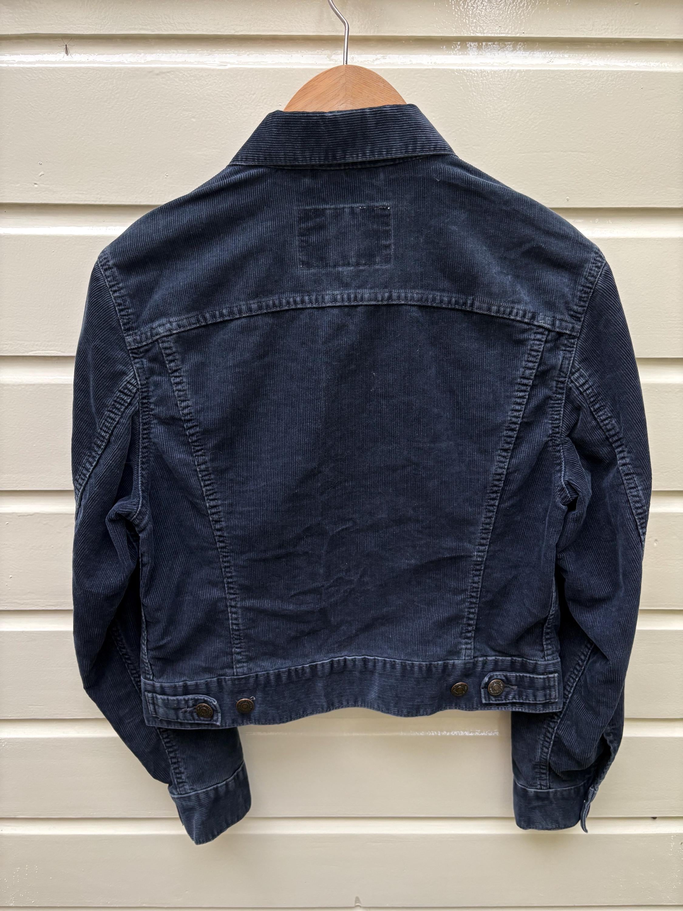 Vintage 90s: Levi's Type III Corduroy Trucker Jacket - White Label