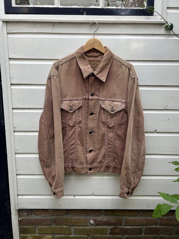 Vintage 90s: Levi