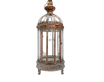 Beautifully decorated metal lantern with glass windows - Brass color - 22 glas windows