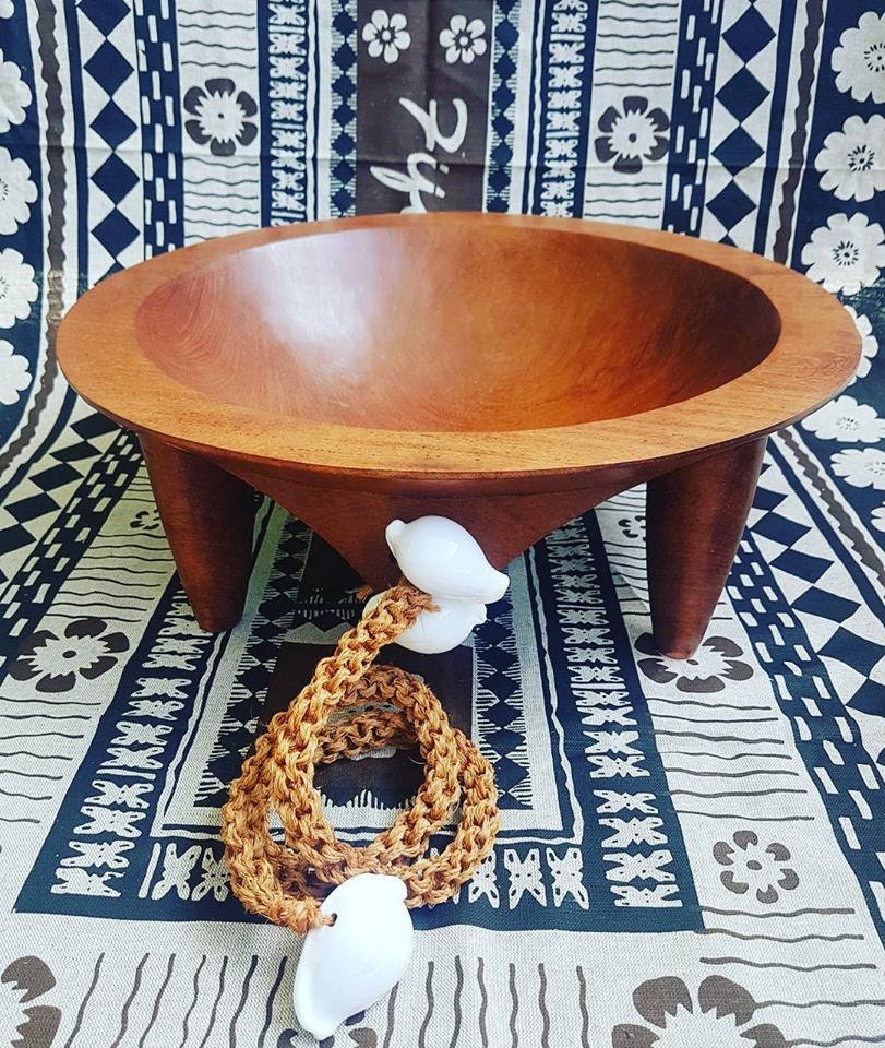 20 inch Kava Bowl Fiji with shell and magimagi coconut fibre | Etsy