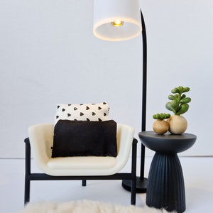 Dollhouse Miniature Modern Side Table 1/12 Scale