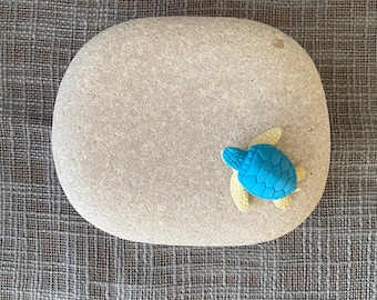 13 - 15 cm Large Square-Shaped Sea Stone - Natural Beach Rock for Decor, Paperweight, Meditation