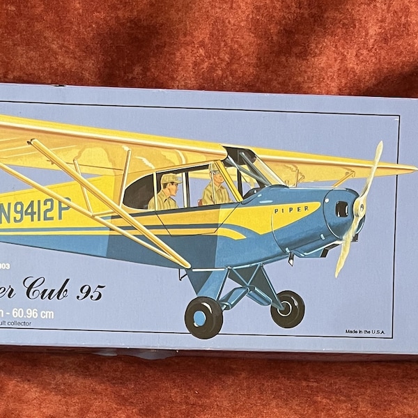 Kit de modelo cortado con láser Piper Super Cub 95 de Guillow, azul
