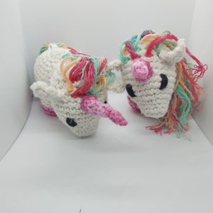 Gehäkeltes Spielzeug-Einhorn