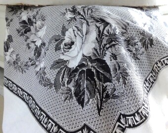 1900: French women's scarf with rose print - absolute collector's item Boudoir clothing antique Belle Epoque