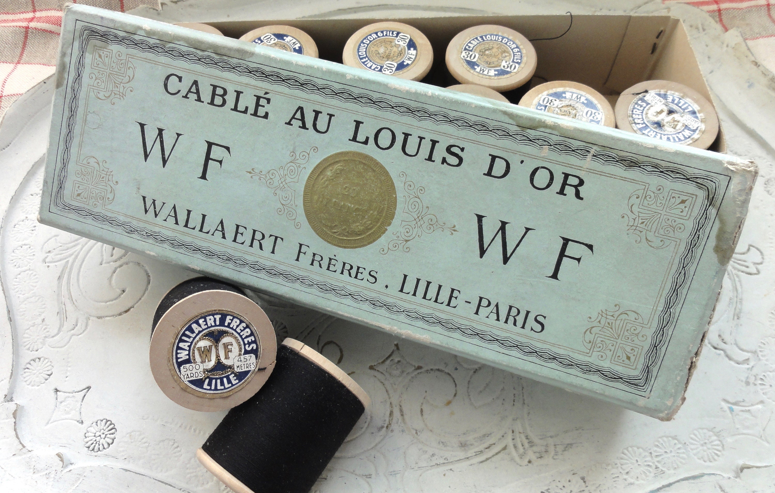 1900: LOUIS D 'OR Sewing Thread Black France 457 Meters - Etsy