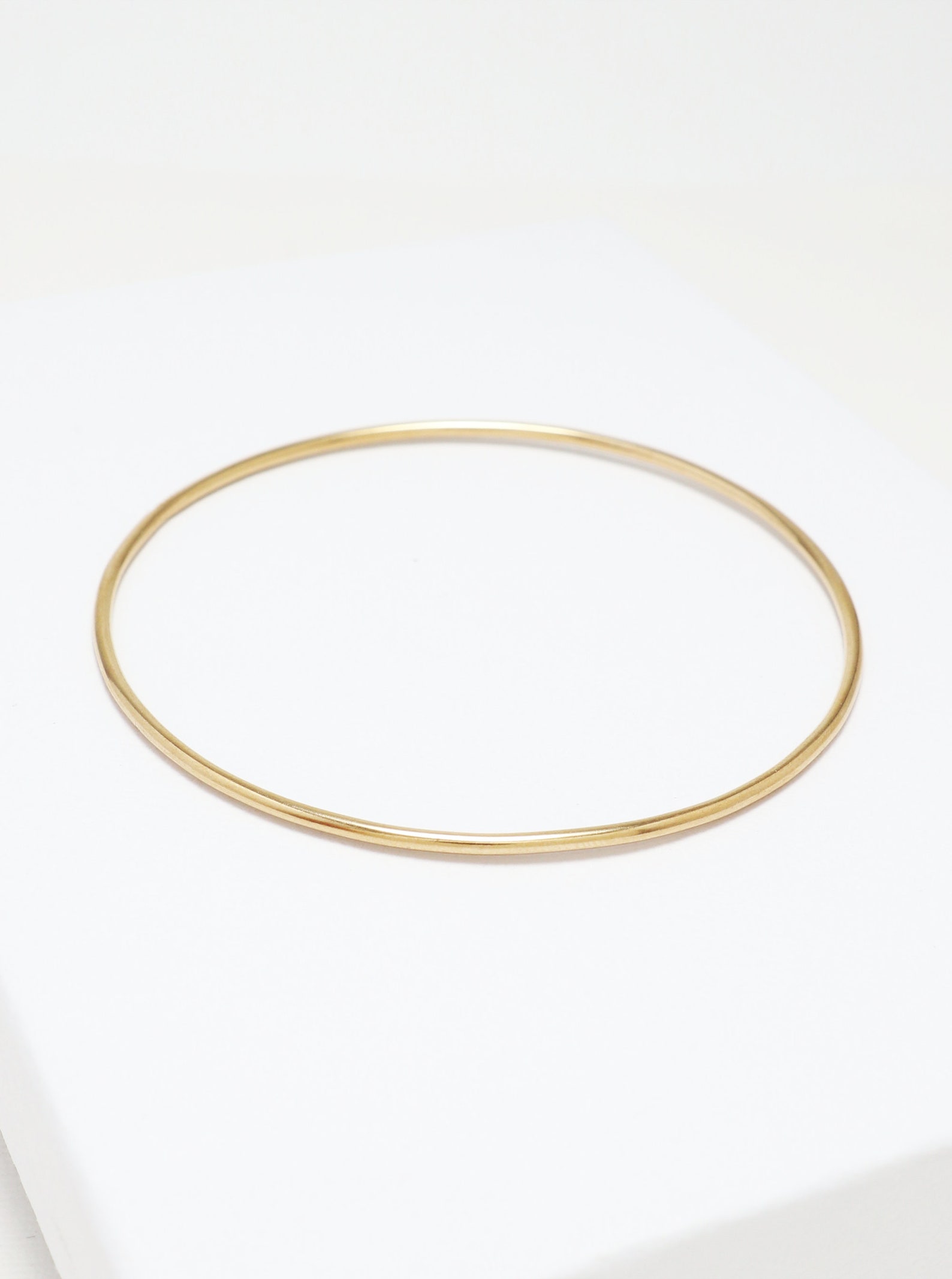 Elegant Minimalist Gold Bangles