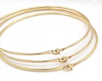 Set di 3 bracciali sottili con chiusura in oro, bracciale minimalista, bracciale semplice impilabile, bracciale delicato per donna / bracciale celebrativo