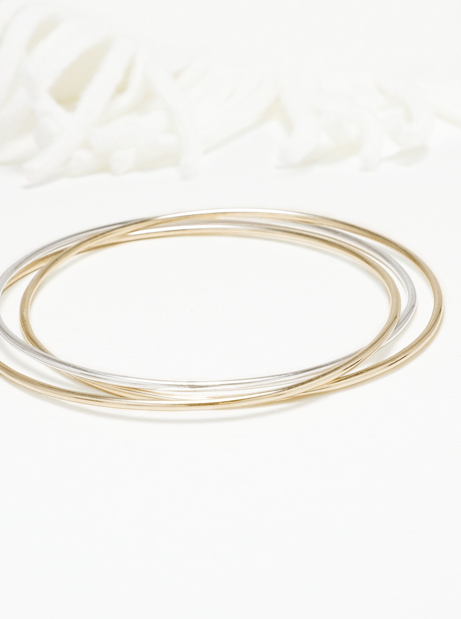 Thin Gold and Silver 3 Interlocking Bangle, 3 Circle Bangle, Gold ...