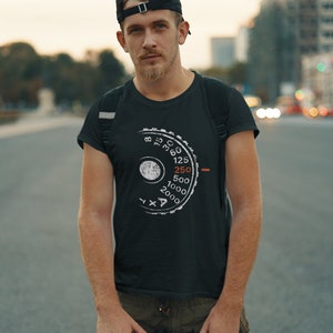 Camera Shutter Dial T-Shirt, Photographer Shirt, Photography Gift, Photography Tee, Distressed Shutter Dial.