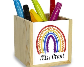 Portapenne personalizzato per insegnanti: organizer da scrivania in legno arcobaleno
