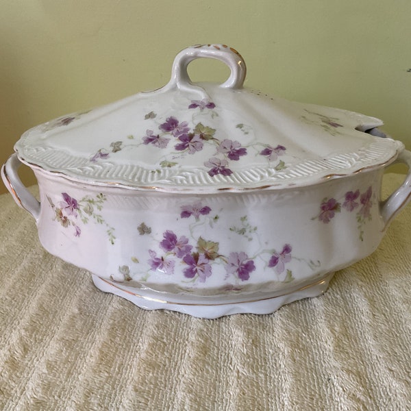 Merkelsgrun Bohemia Austria Clover Stamp Soup Tureen