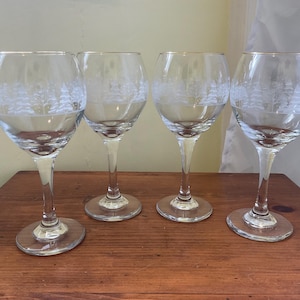 Libbey Arby’s Christmas Winter Wonderland Goblets (4)