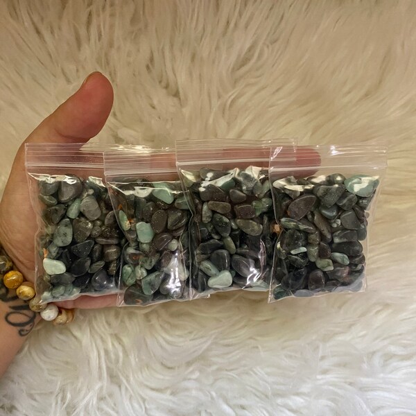 Emerald Chips, Natural Gemstone Emerald Tumbled Chips