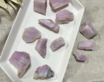 Raw Rough Kunzite, Kunzite Crystals Stones Minerals Gemstones
