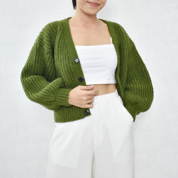 Crochet Ribbed Cardigan Pattern: Easy Timeless Cardigan (English)