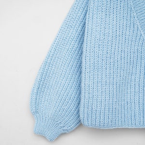 Knitting Ribbed Cardigan Pattern: V-neck Cardigan (english) - Etsy