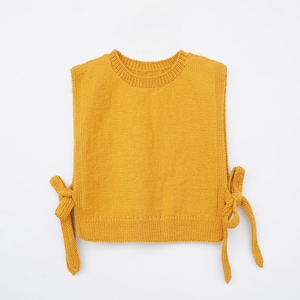 Knitting Vest Pattern: Easy Side-Tie Vest (English)