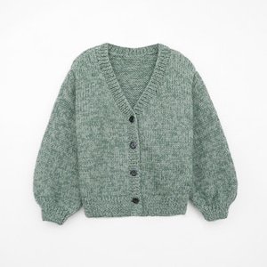 Knitting chunky cardigan pattern, Easy cardigan knitting pattern, Beginner sweater pattern, Timeless cardigan pattern, Cozy cardigan