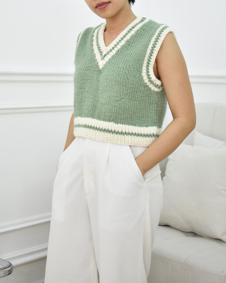 Chunky knitting vest pattern, Easy knitting vest sweater, Easy knit vest pattern, Beginner knitting vest sweater, Top knitting pattern image 4
