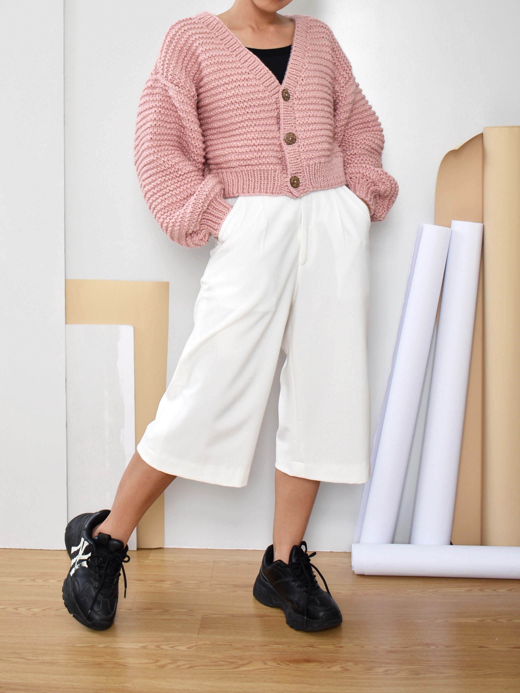 Chunky Knit Cropped Cardigan Pattern: Easy Beginner Sweater (PDF