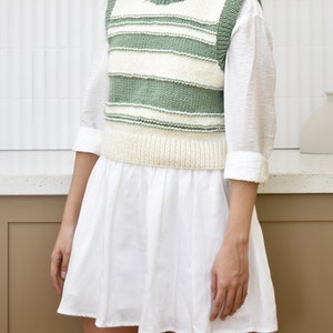 Knitting cropped vest pattern, Knitting sweater sweater, Easy knit vest pattern, Beginner knitting vest, Oversized sweater knit pattern image 2