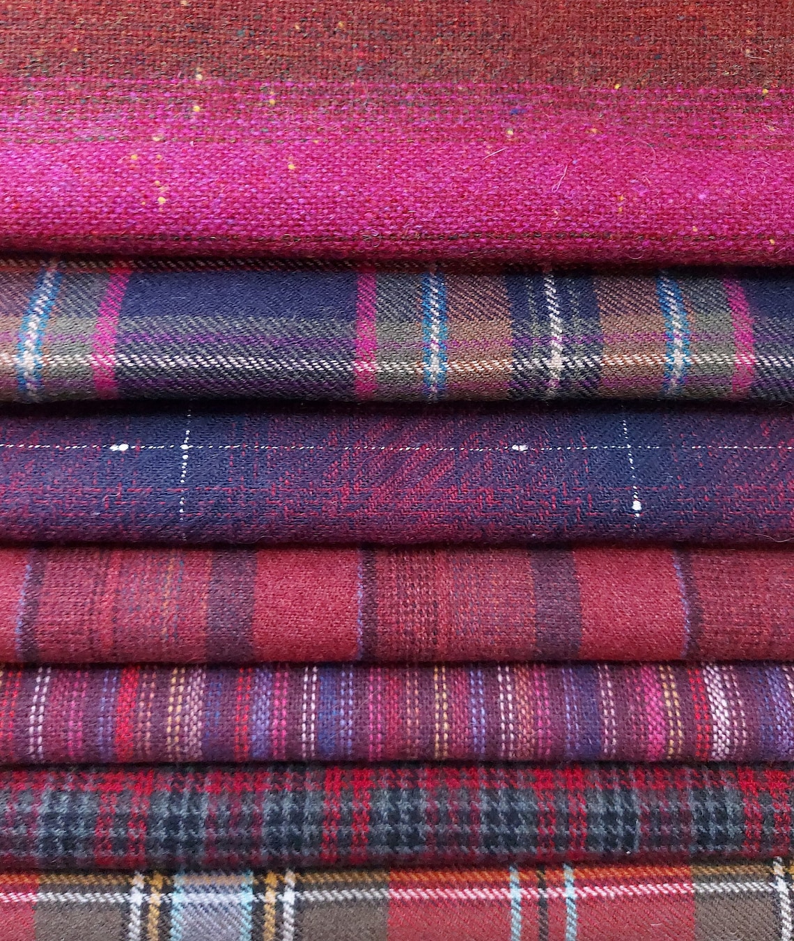 Red Wool Patterned Fabric. Washed & fulled. Ready to use in Etsy
