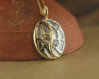 Yin Yang Rohdiamant Anhänger: 18k Goldkette