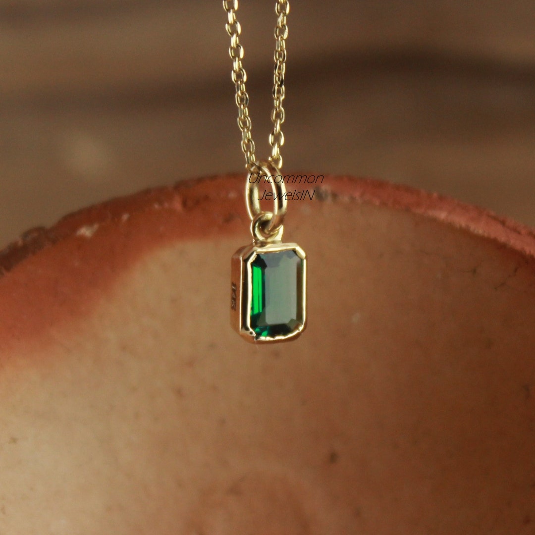Amisha name sale locket