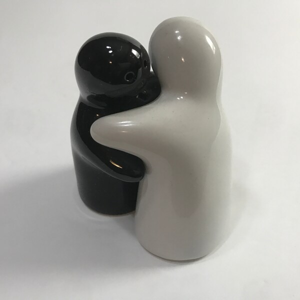 Vintage Black & White Ceramic Hugging Ghosts Salt and Pepper Shaker Set