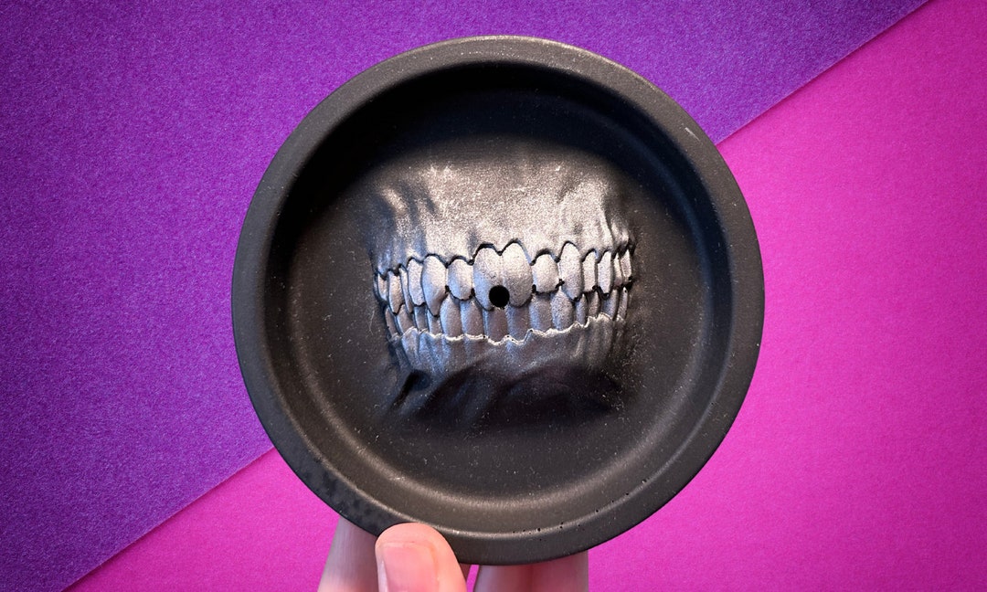 Skeleton Teeth Spooky Incense Holder, Stick Incense Dish, Horror Home