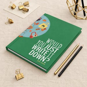 Accogliente quaderno autunnale per scrittori, nome personalizzato, citazione divertente e sarcastica, "Lo scriveresti e basta?", nucleo a quadretti, a righe