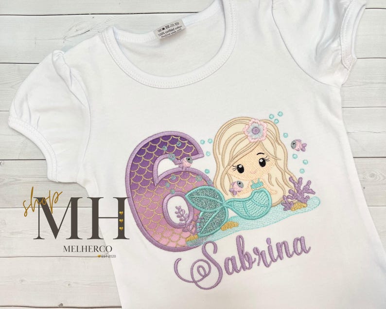 Camiseta de cumpleaños de sirena bordada, camiseta de cumpleaños de niña personalizada, camiseta de sirena personalizada, fiesta de cumpleaños de sirena, regalo de fiesta de sirena, rosa imagen 2