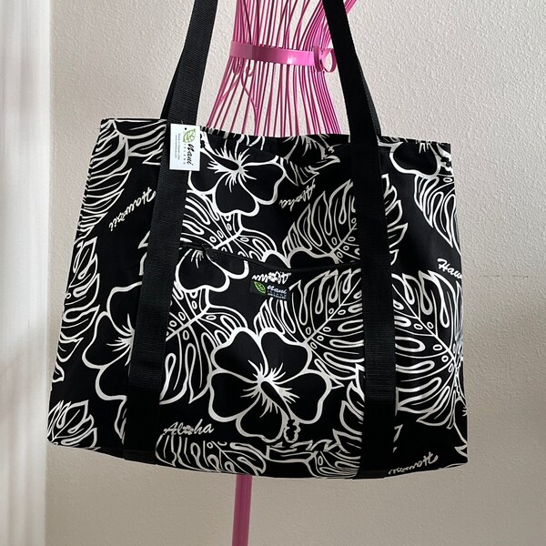 La'i Ti-Leaf Hawaiian Print Tote Bag