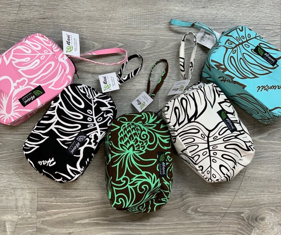 Women's Cosmetic bag with zipper/cotton canvas/Pouch/Purse/Accessory bag/Hawaiian Print/made in Hawaii/Monstera/Pineapple/Summer/MC006
