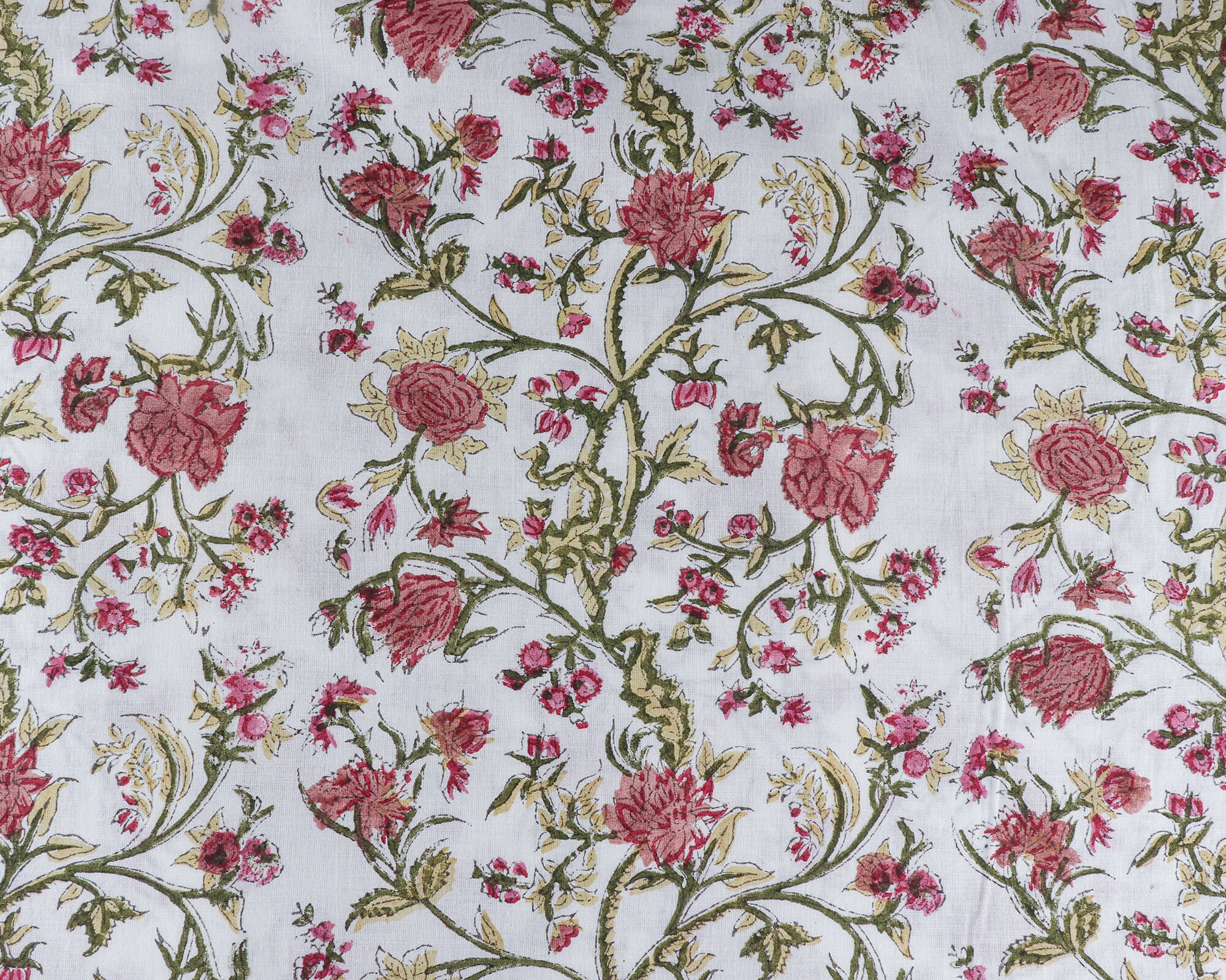 Floral White 100 Cotton Quilting Fabric by the yard Quilt Etsy