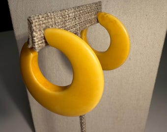 Bakelite Vintage 1930s Large Butterscotch Clip On Hoop Earrings