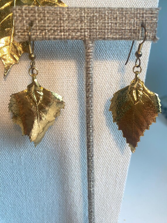 Vintage Jewelry C.1970s Gold Dipped Maple Leaf Pe… - image 2