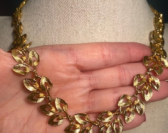 Napier Vintage 1980s Jewelry Gold Plated Textured Leaf Necklace