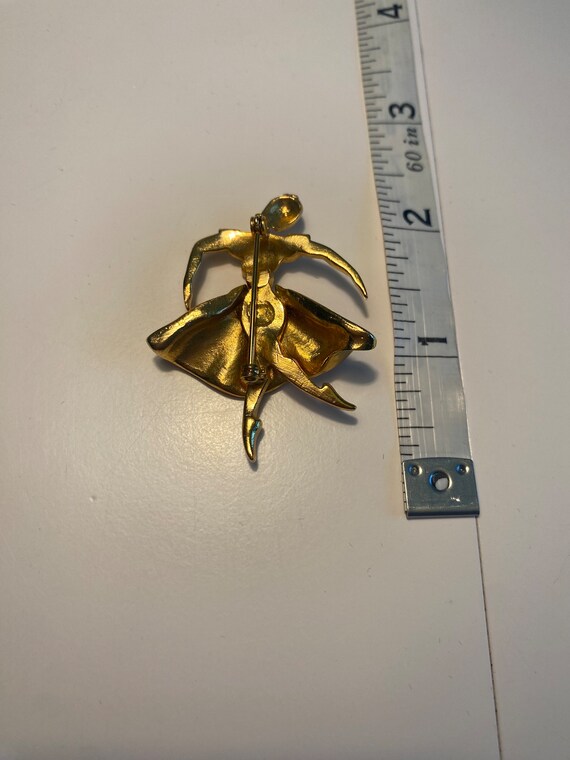 Vintage Jewelry Brooch Pin Gold Toned Ballerina Dancer Red