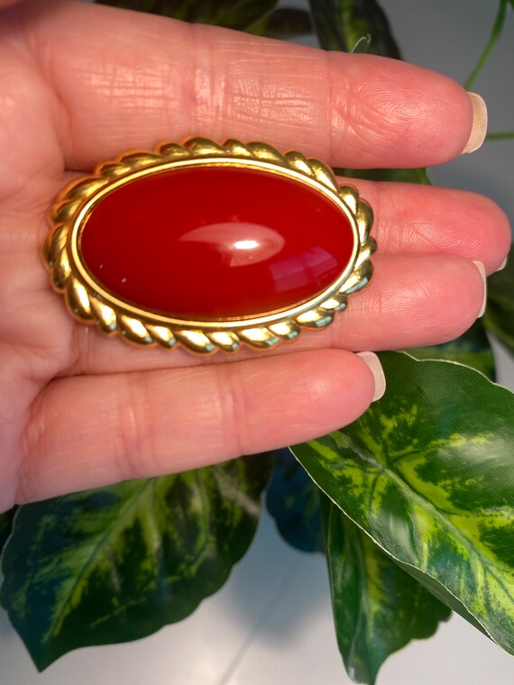 Vintage Jewelry Monet Brooch Red with Gold Tone