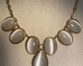 Trifari Vintage Jewelry Gold Tone Cat Eye Cabochon Necklace Great Gift Bridal Wedding