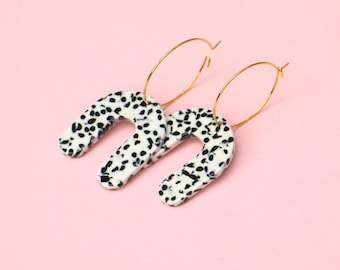 Black White Spotted Arc Earrings